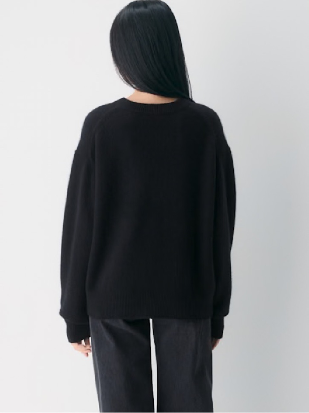 Aritzia - Babaton Cashmere Sweater - Picture 3 of 13